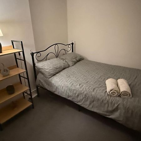 Cosy Victorian Guest Room London Exterior photo